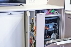 морозильная-камера-на-кухне
